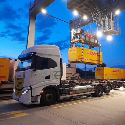 Transport DHL Container